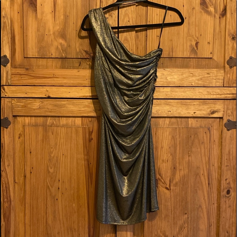 Amazing party dress! Used once like new!
